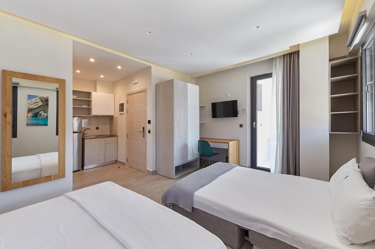 Albatros Suites Vrasná Esterno foto