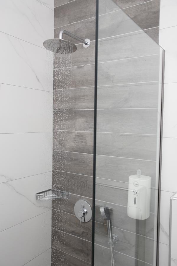 Albatros Suites Vrasná Esterno foto