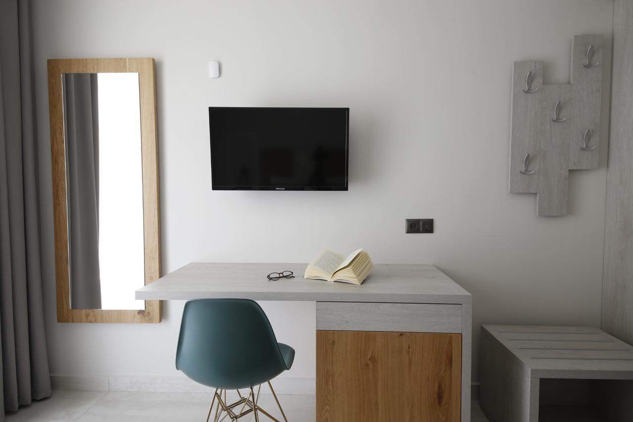 Albatros Suites Vrasná Esterno foto