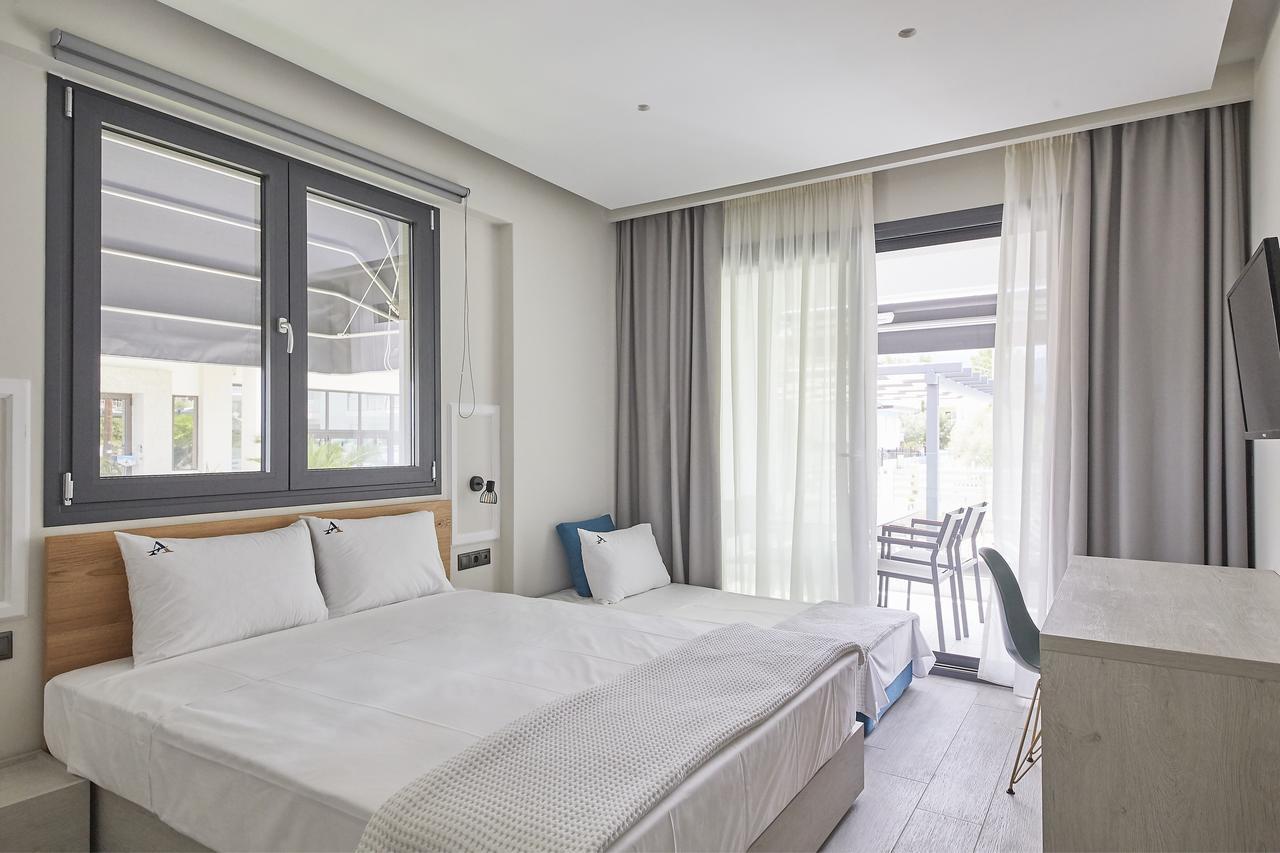Albatros Suites Vrasná Esterno foto
