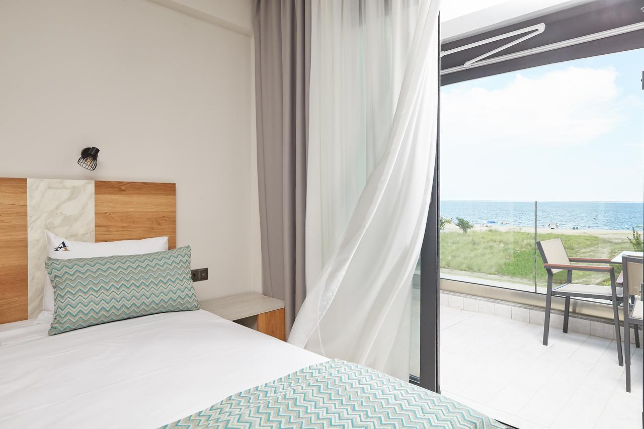 Albatros Suites Vrasná Esterno foto