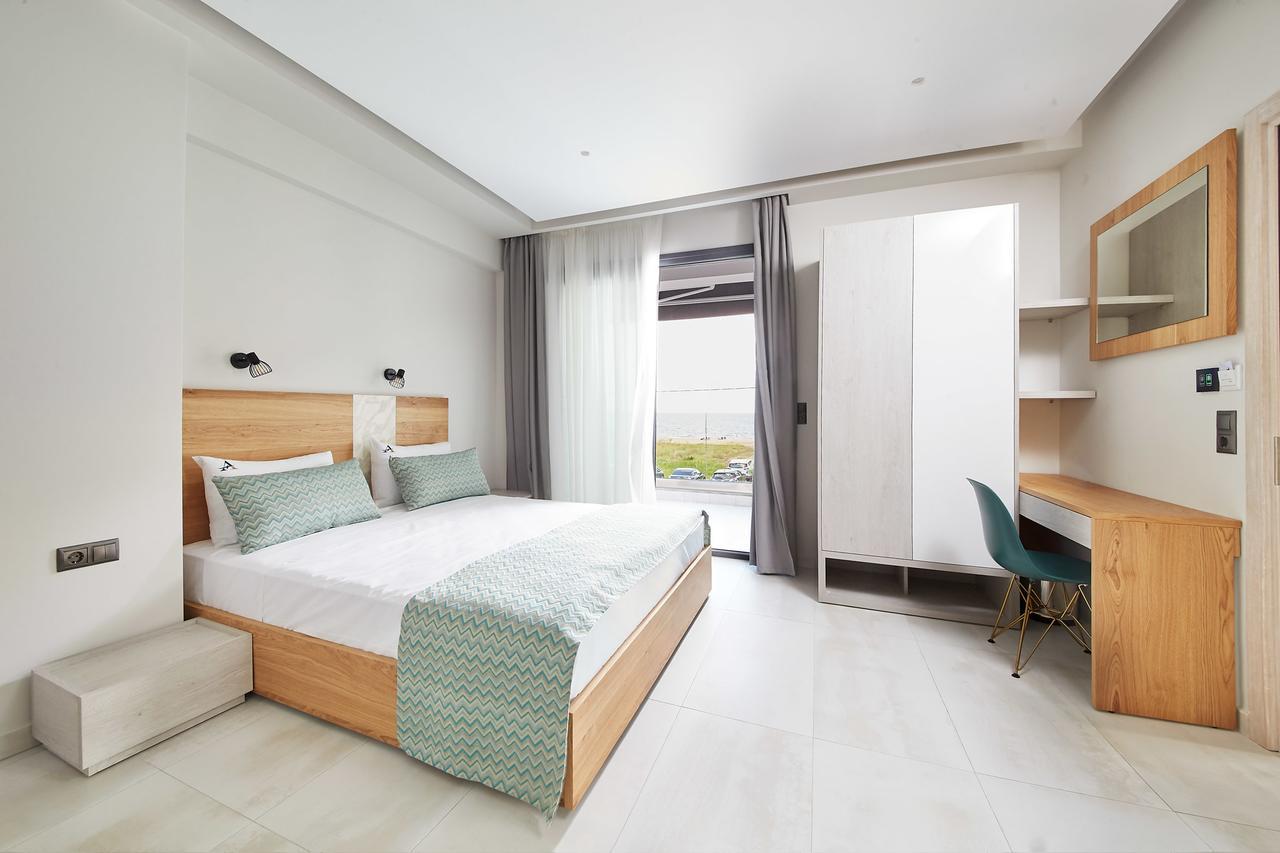 Albatros Suites Vrasná Esterno foto